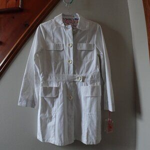 Koi By Kathy Peterson White Button Up Scrub Jacket NWT Size Small